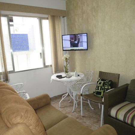 Apto Canto Do Forte - Praia Grande - Local Privilegiado - 100 Metros Da Praia - Internet Inclusa Luaran gambar